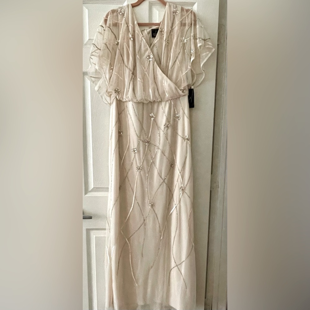 NWT ADRIANNA PAPPEL Plus Size Beaded Surplice Blouson Long Gown 16W